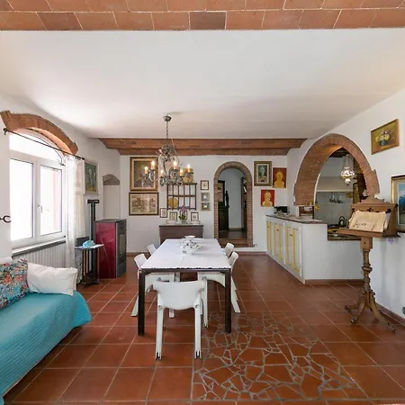 Casa Costanza * Campiglia Marittima